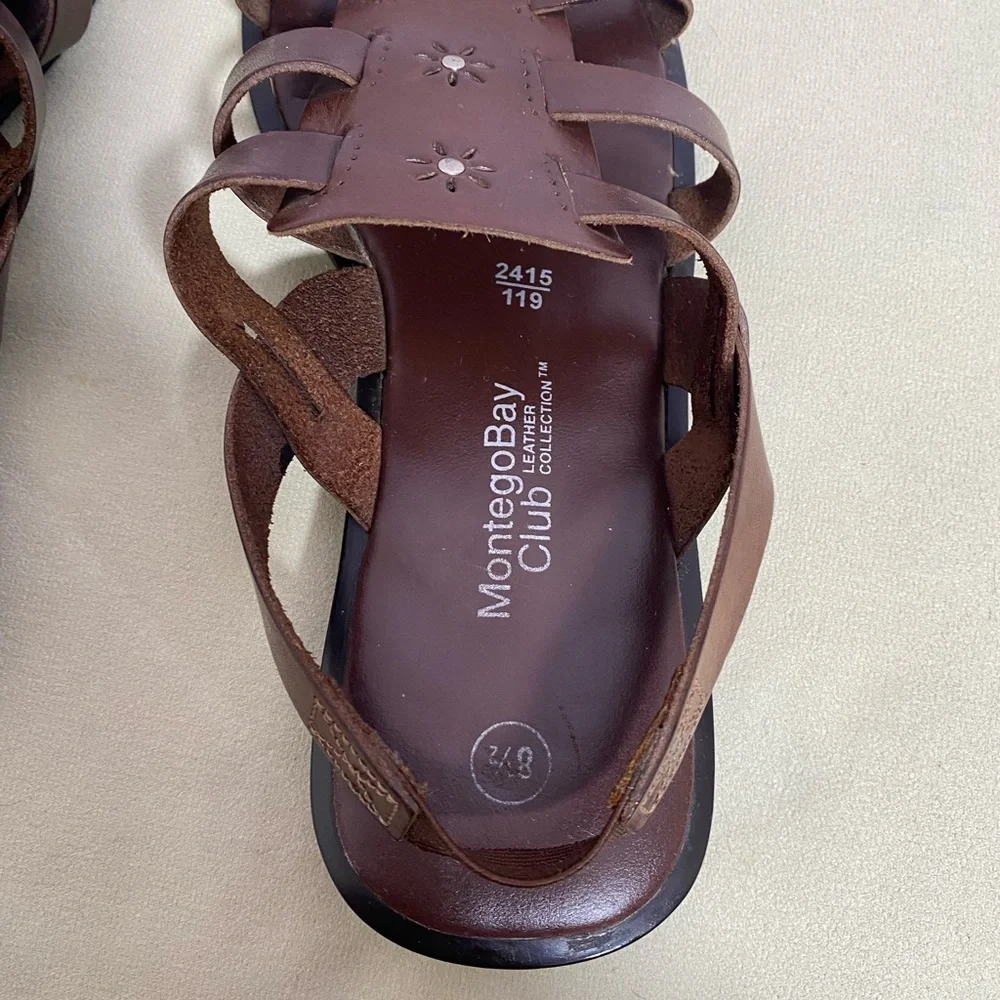 Montego Bay Club stylish brown